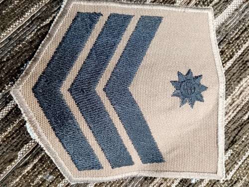 Shoulder cloth rank