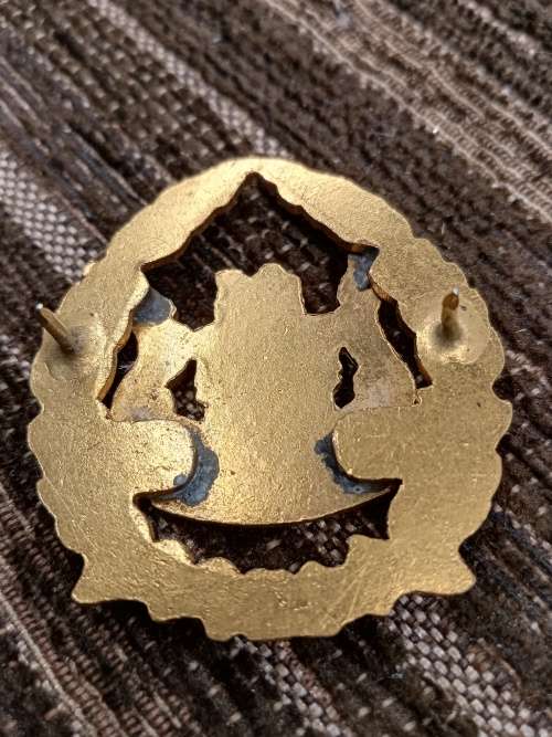 metal rank insignia