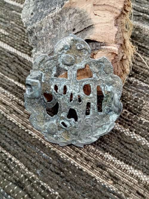 RAF cap badge
