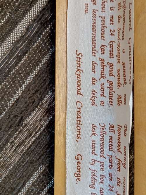 Cape Laurel pens