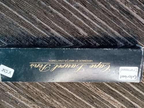 Cape Laurel pens