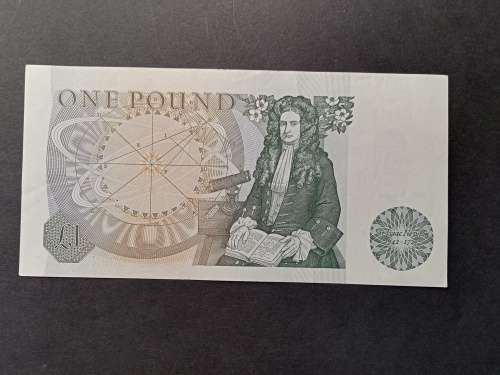 One pound note Isaac Newton Bank of England