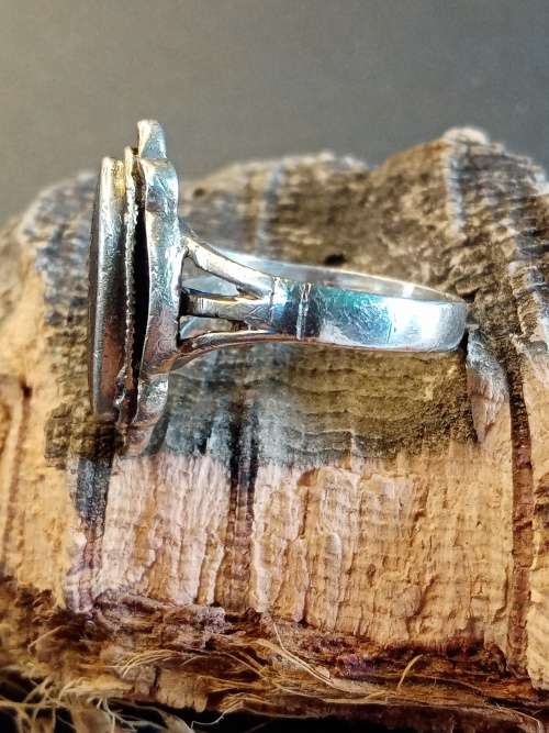 Sterling silver ring Antique mother of pearl ring Size M.5