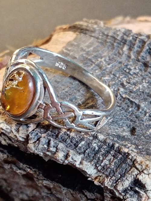 Sterling silver ring and amber Size N.5