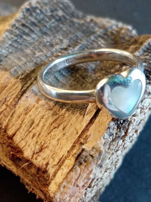 Sterling silver Mother of Pole ring Size M.5