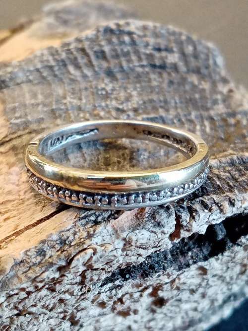 Sterling silver and 9ct gold ring Size L