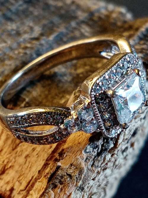 Sterling silver Size M