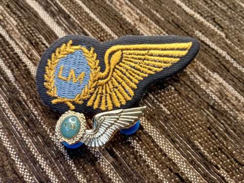 LM Airforce halfwing gold cloth and metal