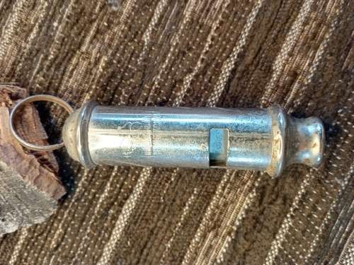 Hong Kong whistle