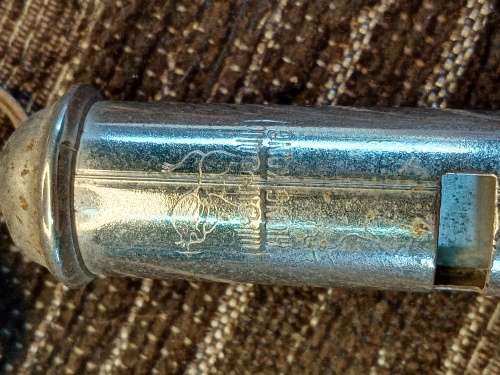 Hong Kong whistle