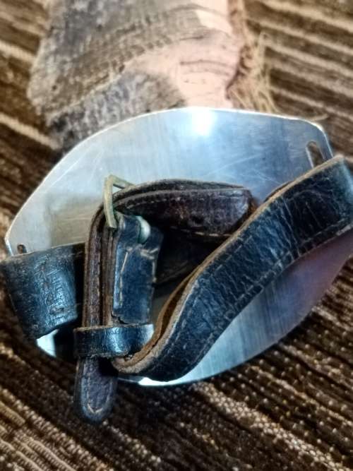 Military isignia arm band