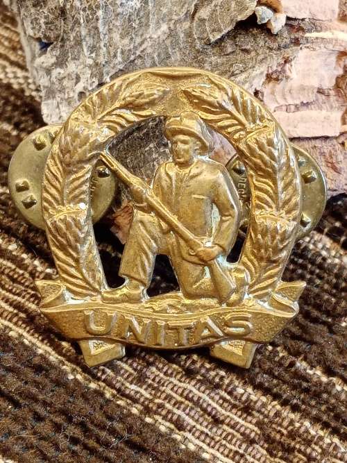 Unitas badge