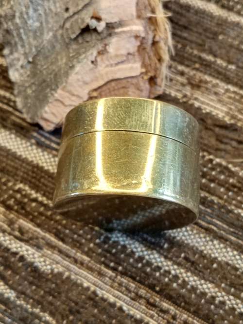 Mother of Pearl tin