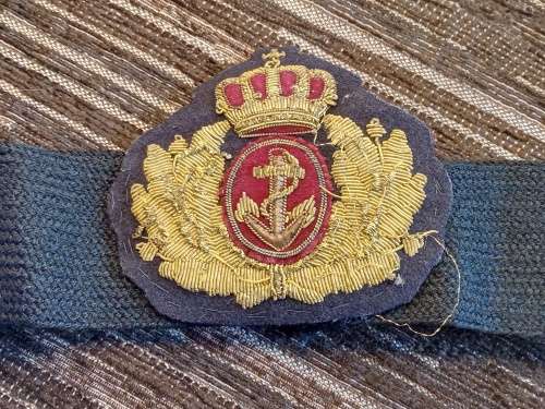 Navy cap badge