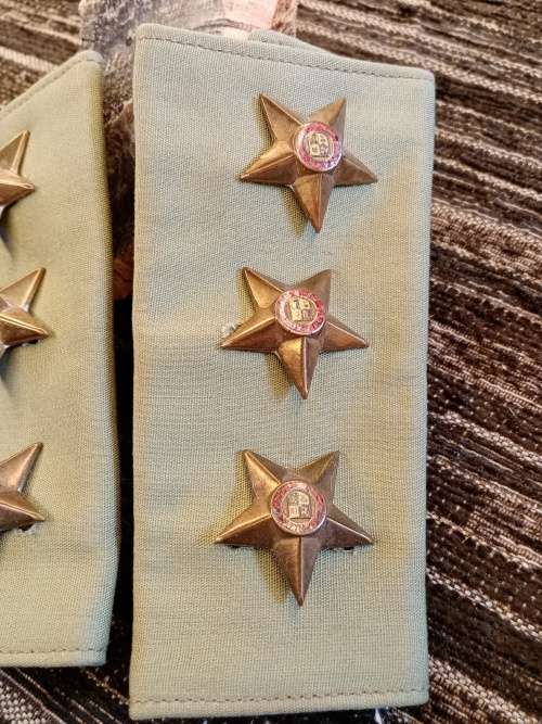 Captain rank sleeves