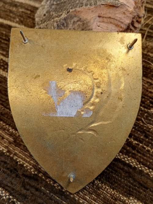 Original metal shoulder flash