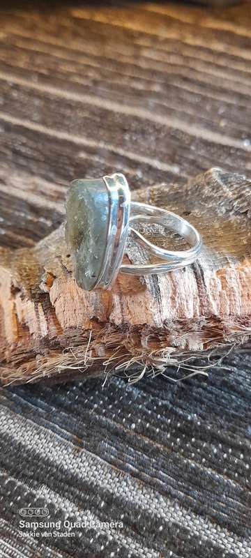 Sterling Silver ladies ring Size M No Box!