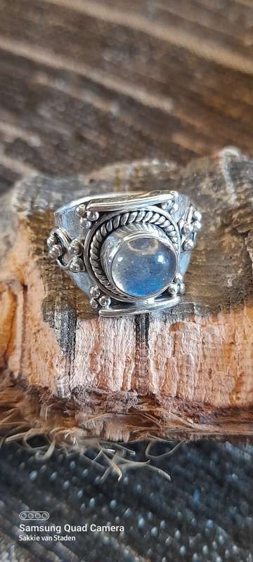 Sterling Silver ladies ring Size M No Box!
