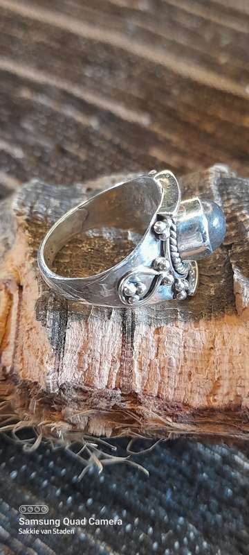 Sterling Silver ladies ring Size M No Box!