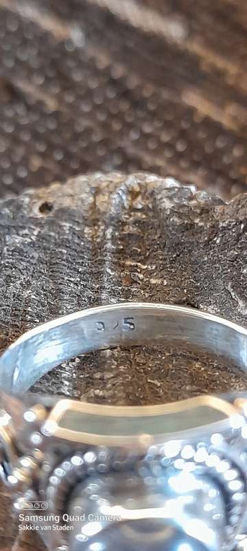 Sterling Silver ladies ring Size M No Box!