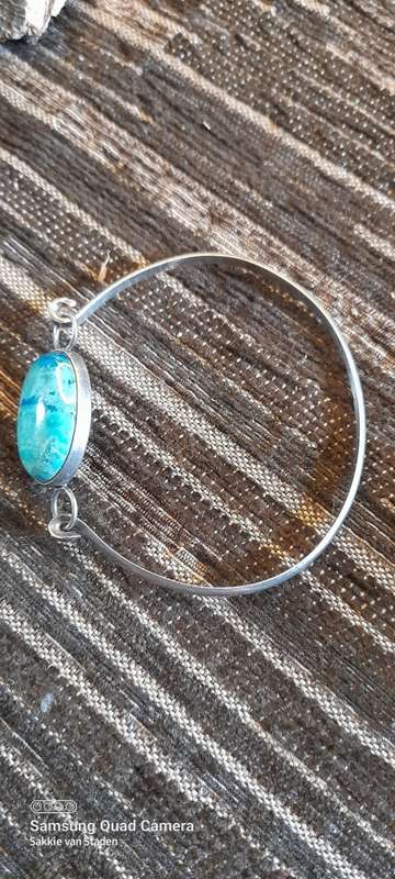 Antique sterling silver bracelet stunning big stone 18mm by 25mm 67mm diameter