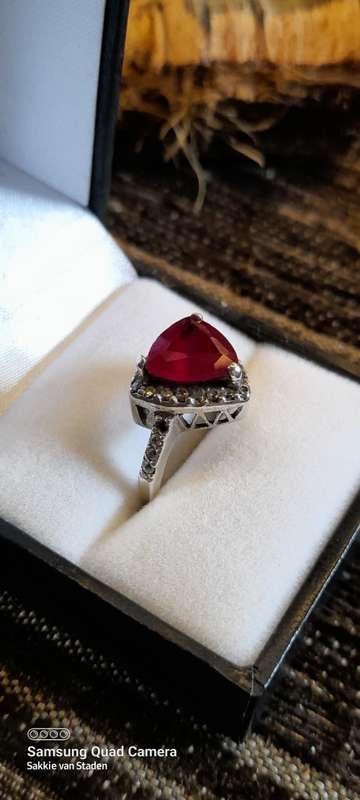 Sterling silver ladies ring with red Ruby Size M.5 No Box!