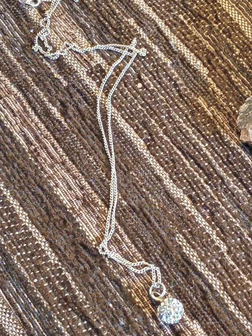 Sterling silver necklace with pendant 46cm long