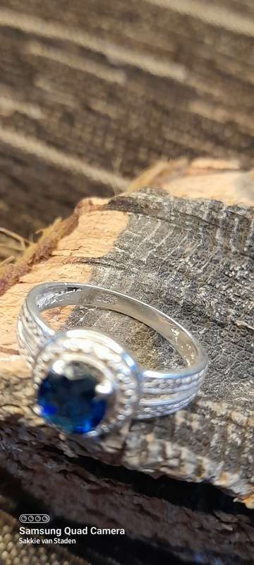 Sterling Silver ladies ring Size K NO BOX!