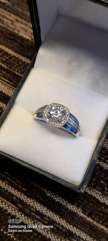 Sterling Silver ladies ring Size P NO BOX!