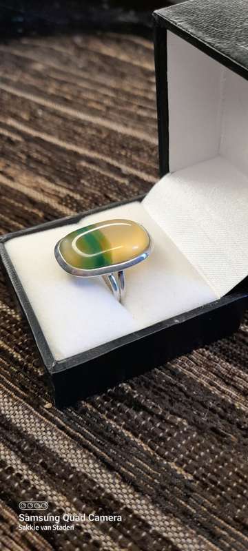 Sterling Silver ladies ring Size M.5 NO BOX!