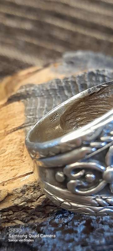 Sterling silver Vintage ladies ring with large brown stone Size L.5 No Box!
