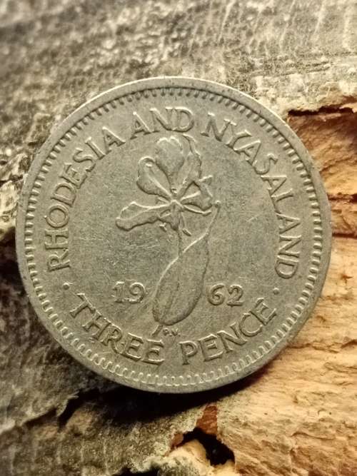 Rhodesia and Nyasaland 1962 Threepence