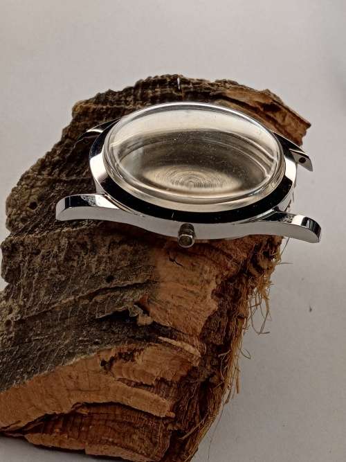 New old stock watch case crystal intact Size: 34mm ex crown