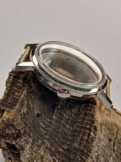 New old stock watch case crystal intact Size: 33mm ex crown