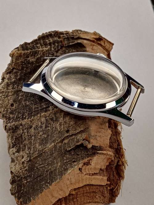 New old stock watch case crystal intact Size: 33mm ex crown