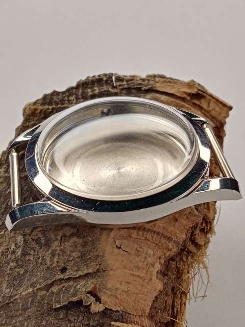 New old stock watch case crystal intact Size: 34mm ex crown