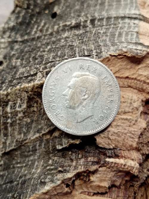 Threepence 1940