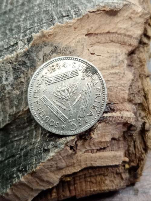 Threepence 1954
