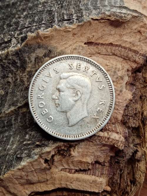 Threepence 1952