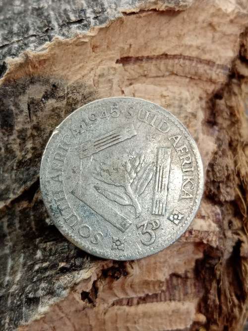 Threepence 1945