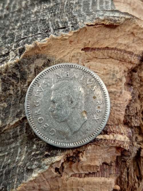 Threepence 1952