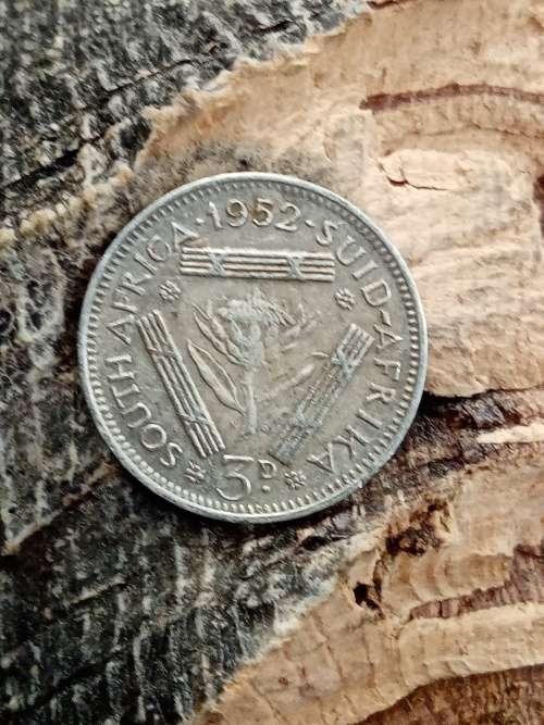 Threepence 1952