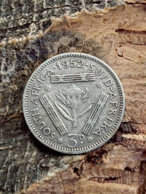 Threepence 1952