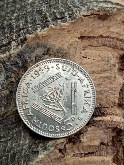 Threepence 1959