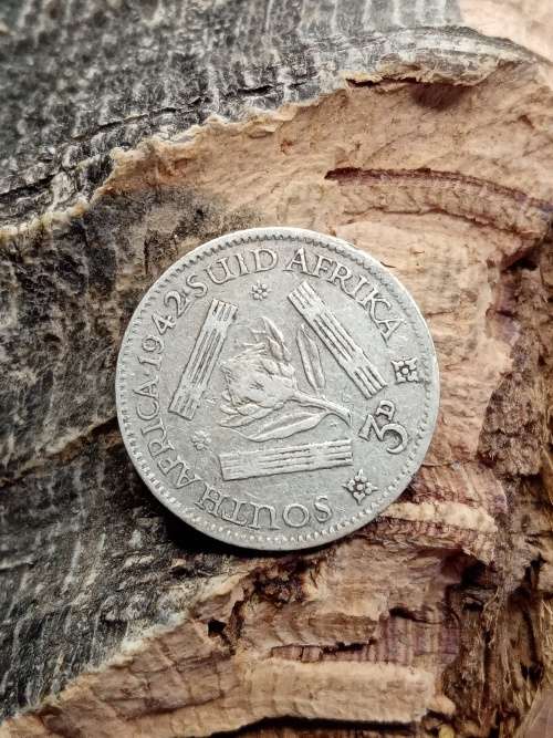 Threepence 1942