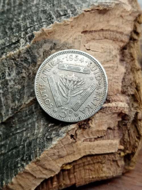 Threepence 1954