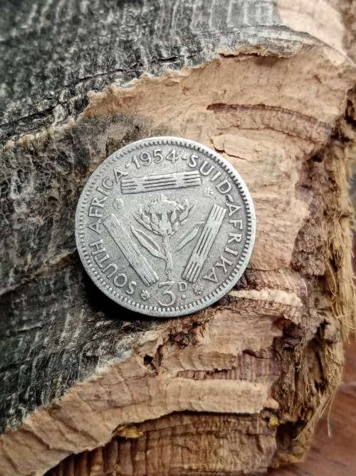 Threepence 1954