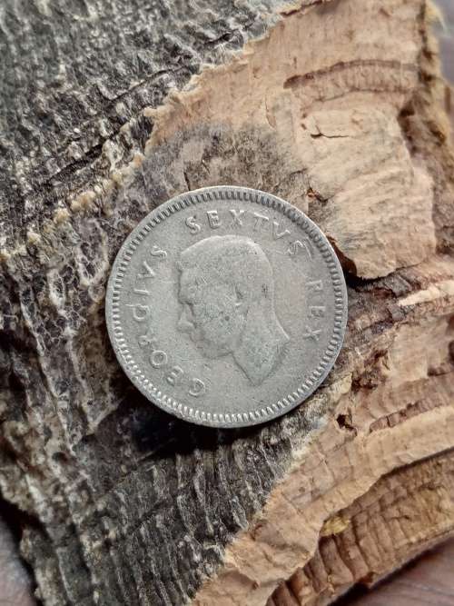 Threepence 1952