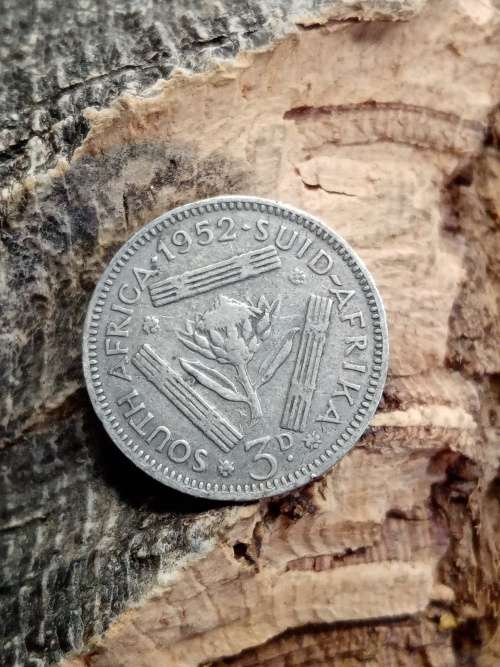Threepence 1952