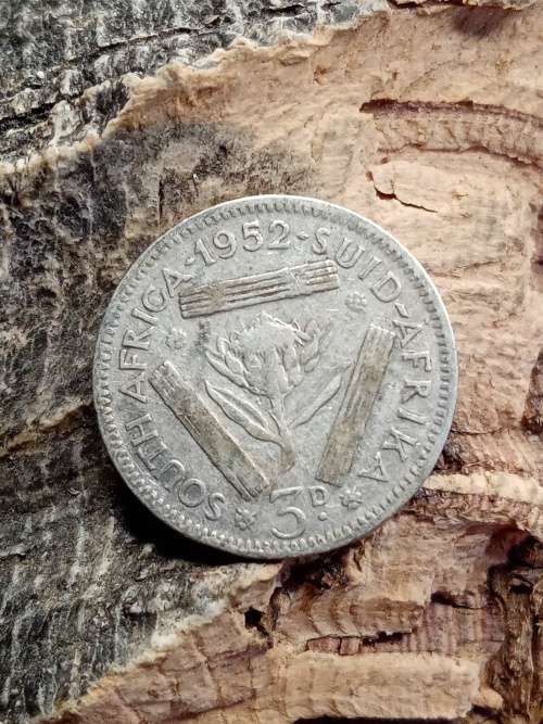 Threepence 1952